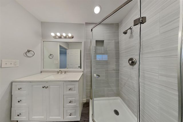 4135 Lufborough Drive, Houston, TX 77066