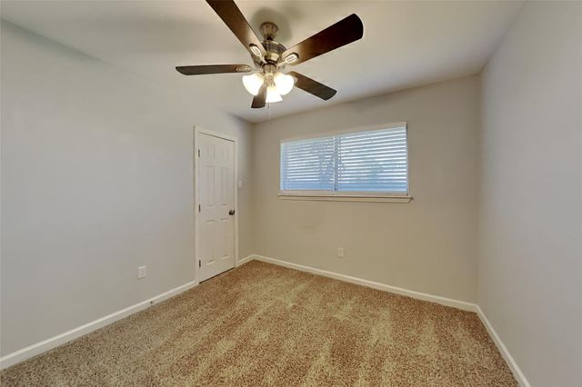 4135 Lufborough Drive, Houston, TX 77066