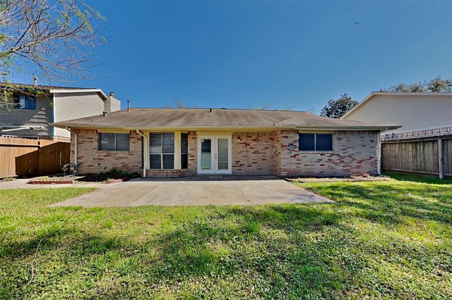 4135 Lufborough Drive, Houston, TX 77066