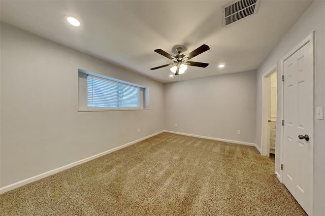 4135 Lufborough Drive, Houston, TX 77066