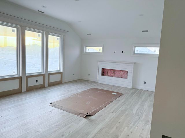 5800 HARVEST LEAF DR, Columbia, MO 65202