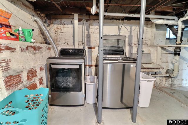 130 W 11th Street, Fremont, NE 68025