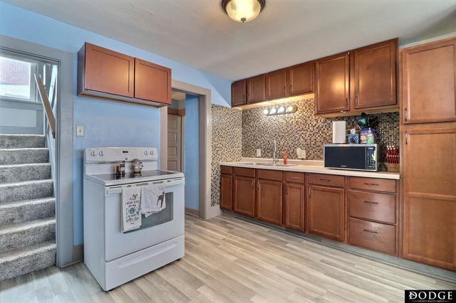 130 W 11th Street, Fremont, NE 68025