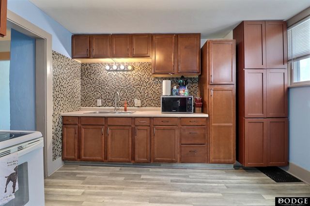 130 W 11th Street, Fremont, NE 68025