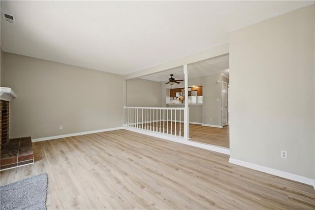 465 Wayman LN, Virginia Beach, VA 23454