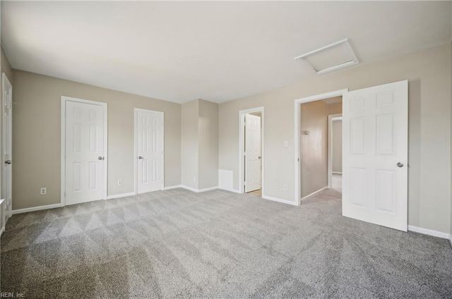 465 Wayman LN, Virginia Beach, VA 23454