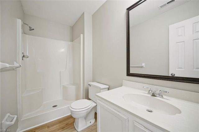 465 Wayman LN, Virginia Beach, VA 23454