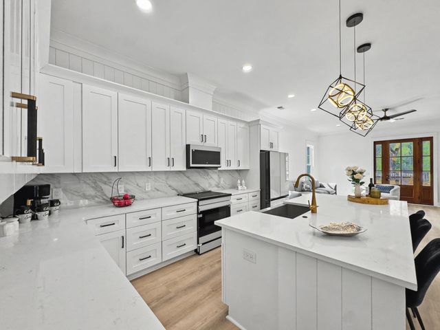 1919 Harper Street, North Charleston, SC 29406