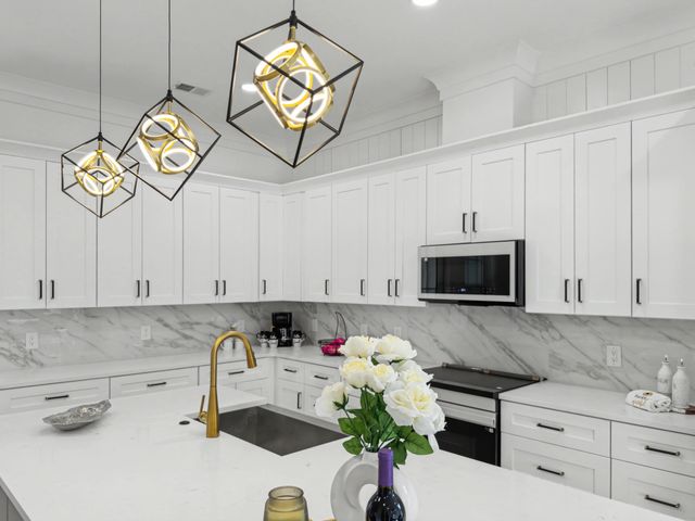 1919 Harper Street, North Charleston, SC 29406