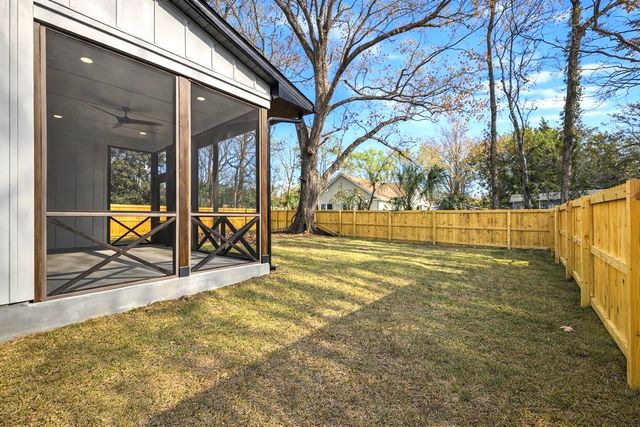 1919 Harper Street, North Charleston, SC 29406