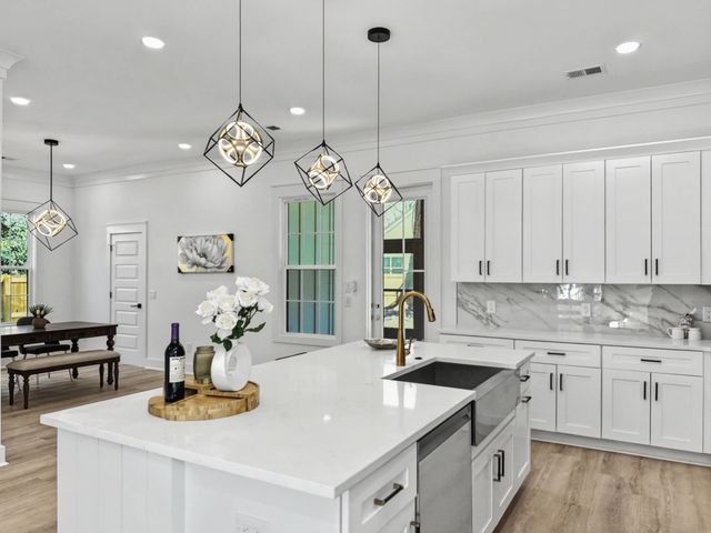 1919 Harper Street, North Charleston, SC 29406