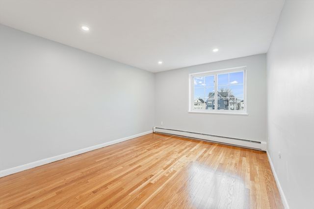 15 Staples Avenue 31, Everett, MA 02149