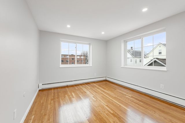 15 Staples Avenue 31, Everett, MA 02149