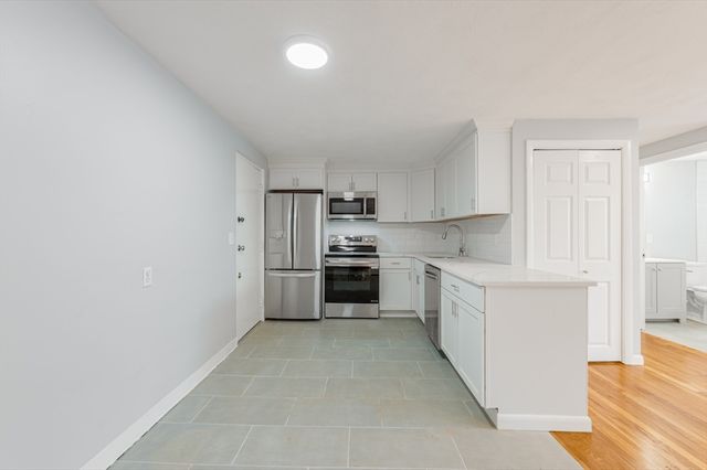 15 Staples Avenue 31, Everett, MA 02149