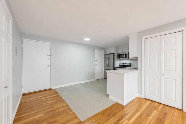 15 Staples Avenue 31, Everett, MA 02149