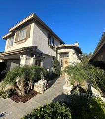 2805 Golf Villa Way, Camarillo, CA 93010