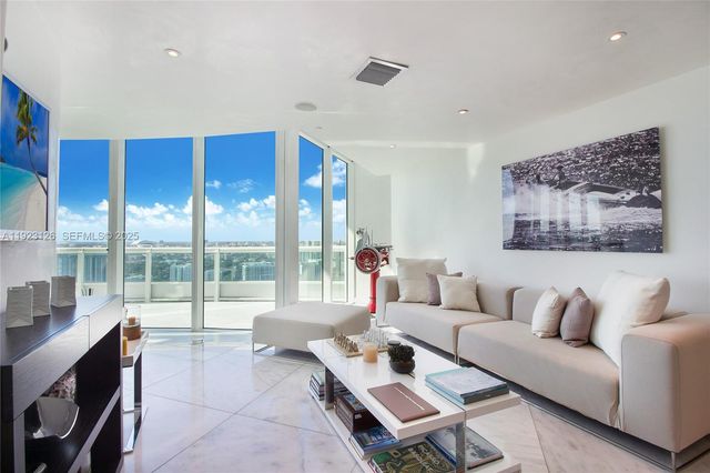 1643 Brickell Avenue 2902, Miami, FL 33129
