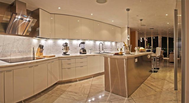 1643 Brickell Avenue 2902, Miami, FL 33129