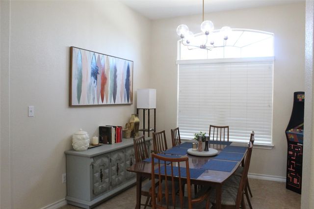 220 Tahitian DR, Bastrop, TX 78602