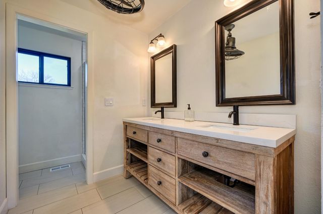 4440 Lawrence Dr, Granite Bay, CA 95746