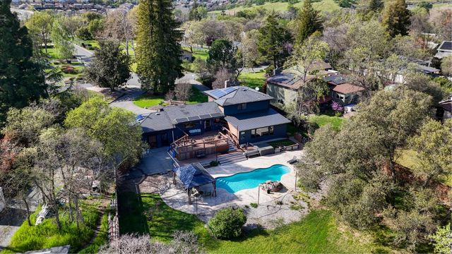 4440 Lawrence Dr, Granite Bay, CA 95746
