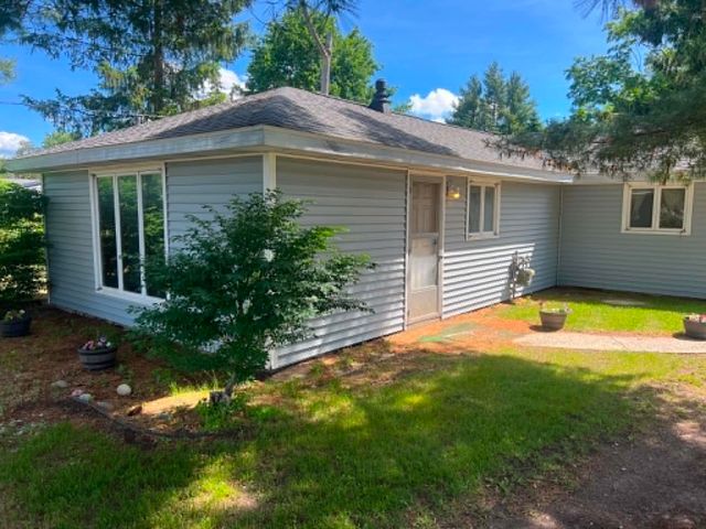 4194 Filter Road, Harrison, MI 48625