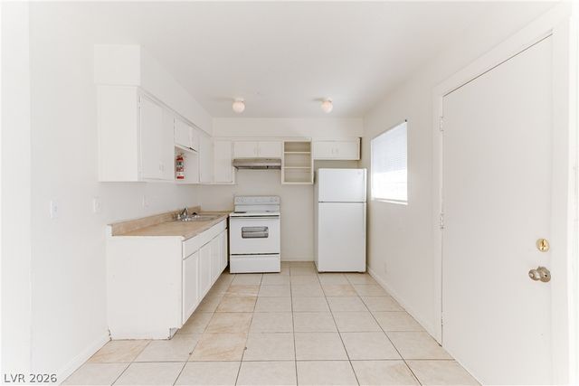 3370 Athens Street 4, Las Vegas, NV 89169