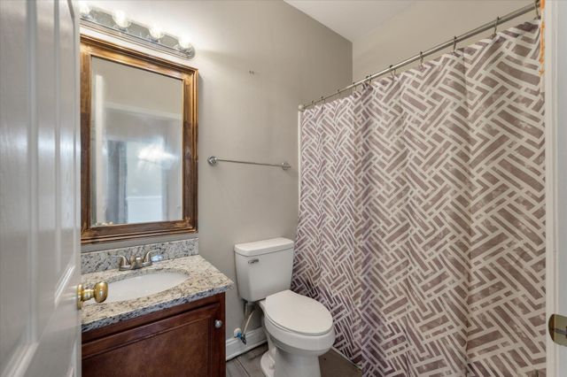 8320 Tyrian Path, North Charleston, SC 29418