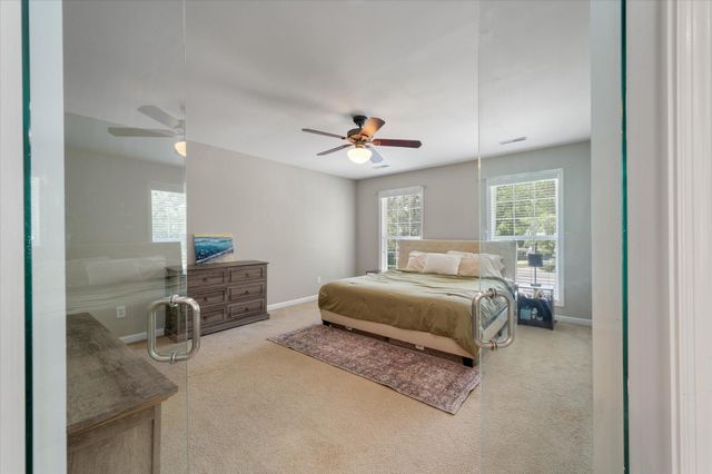 8320 Tyrian Path, North Charleston, SC 29418