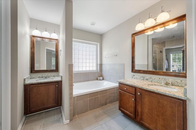 8320 Tyrian Path, North Charleston, SC 29418