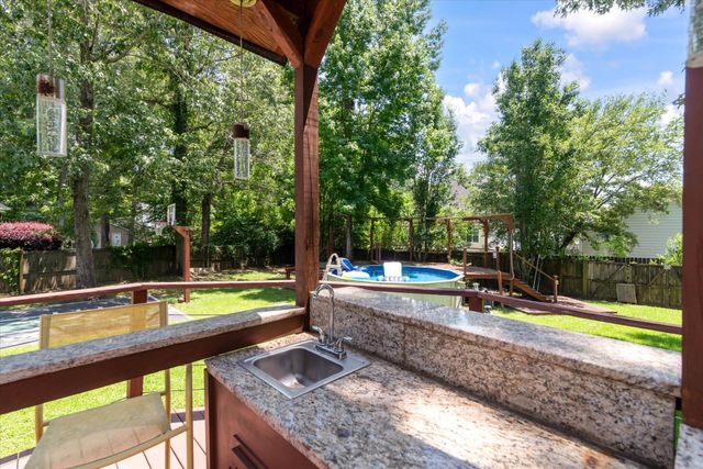 8320 Tyrian Path, North Charleston, SC 29418