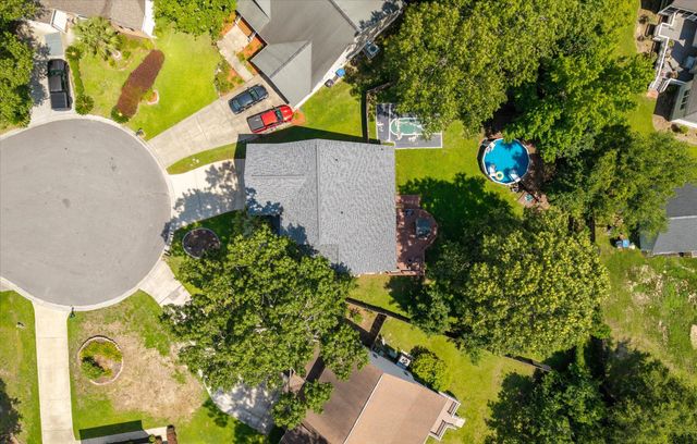 8320 Tyrian Path, North Charleston, SC 29418