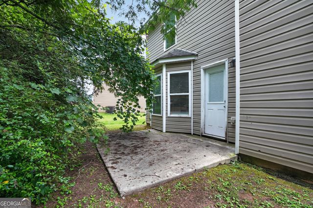 2735 Sand Lake Court, College Park, GA 30349