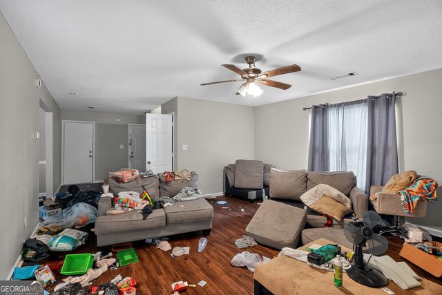 2735 Sand Lake Court, College Park, GA 30349