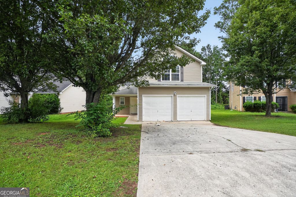 2735 Sand Lake Court, College Park, GA 30349