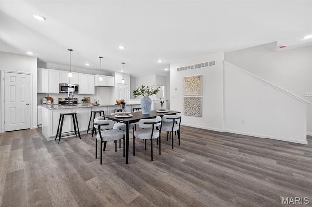 3509 Canal Street, St Charles, MO 63301