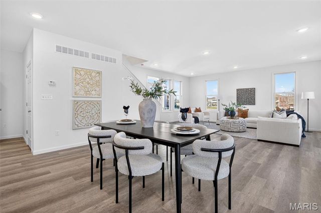 3509 Canal Street, St Charles, MO 63301