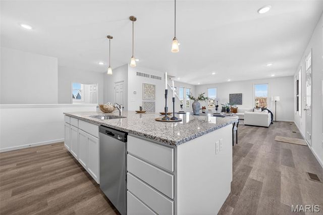 3509 Canal Street, St Charles, MO 63301