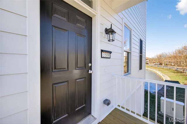 3509 Canal Street, St Charles, MO 63301