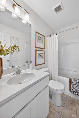 3509 Canal Street, St Charles, MO 63301