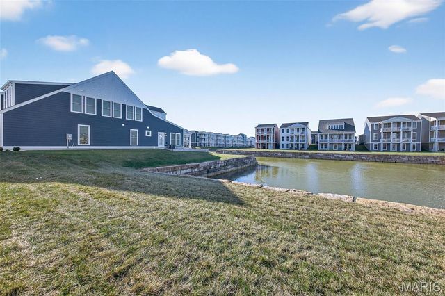 3509 Canal Street, St Charles, MO 63301