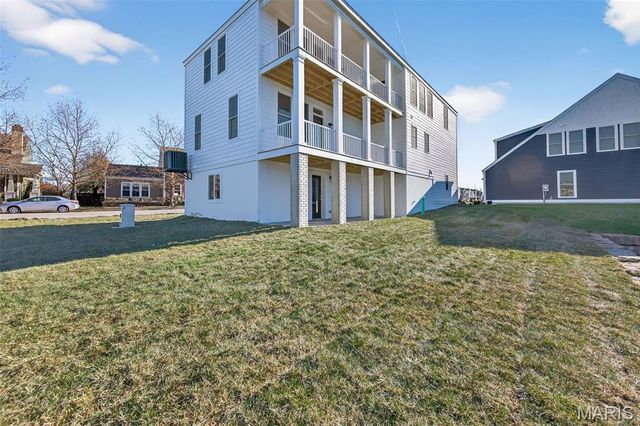 3509 Canal Street, St Charles, MO 63301