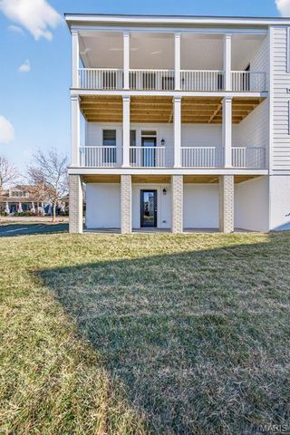 3509 Canal Street, St Charles, MO 63301
