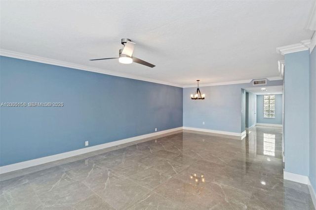 390 Racquet Club Road 202, Weston, FL 33326