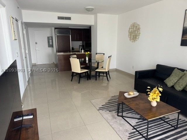 485 Brickell Ave 1809, Miami, FL 33131