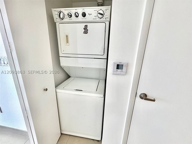 485 Brickell Ave 1809, Miami, FL 33131