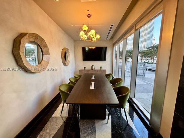 485 Brickell Ave 1809, Miami, FL 33131