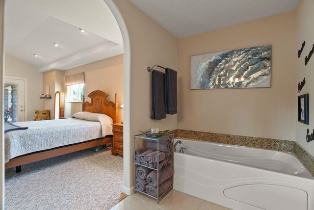 14420 E 32ND Ave, Veradale, WA 99037