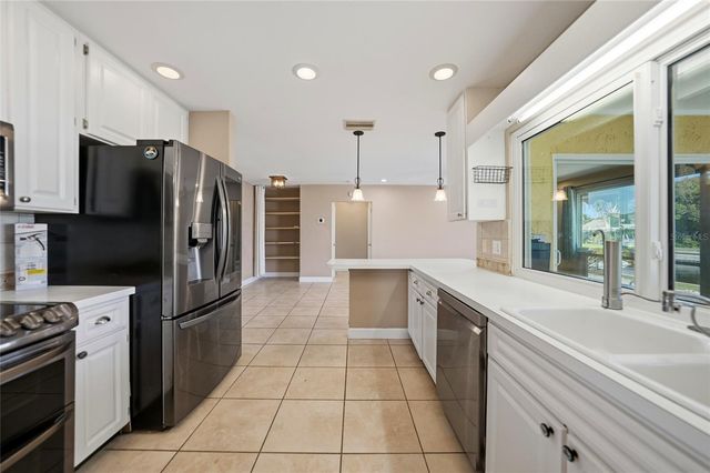 33 OCEAN DRIVE, Punta Gorda, FL 33950