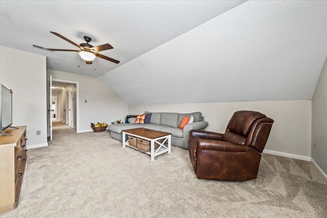 8719 CUMBERNAULD CIR S, Germantown, TN 38139